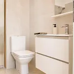 New Luxury Flat In Front Of The Parliament At Unirii Apartment
