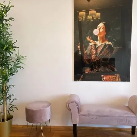 New Luxury Flat In Front Of The Parliament At Unirii * Bucharest