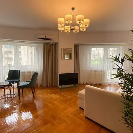 New Luxury Flat In Front Of The Parliament At Unirii