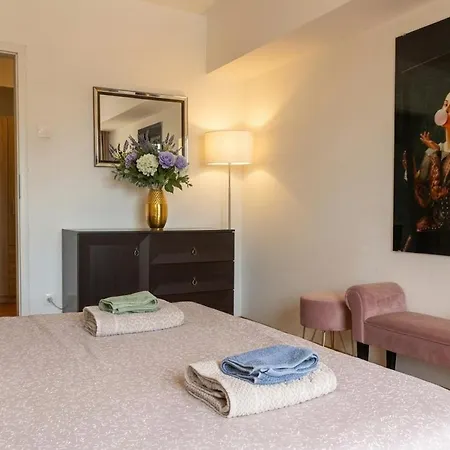 아파트 New Luxury Flat In Front Of The Parliament At Unirii 부쿠레슈티