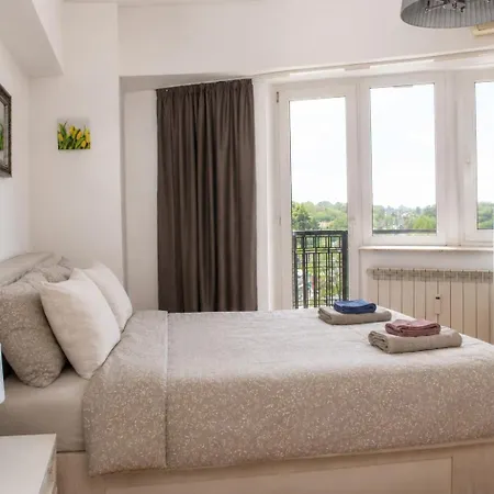 New Luxury Flat In Front Of The Parliament At Unirii Bukarest