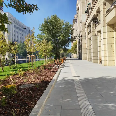 New Luxury Flat In Front Of The Parliament At Unirii Bukarest