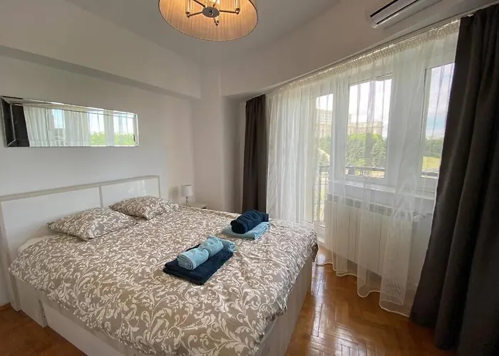 New Luxury Flat In Front Of The Parliament At Unirii Appartamento