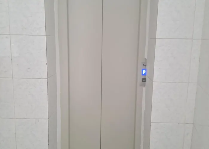 Апартаменти New Luxury Flat In Front Of The Parliament At Unirii Бухарест