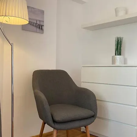 New Luxury Flat In Front Of The Parliament At Unirii Apartman