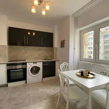 Apartment New Luxury Flat In Front Of The Parliament At Unirii *